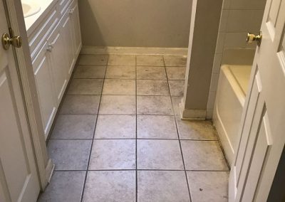 TILE GROUT CLEANING BEFRE 4 768X1024 1